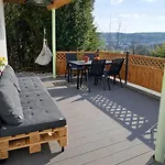 Chalet Mit Sauna, Kamin & Fernblick Im Steigerwald